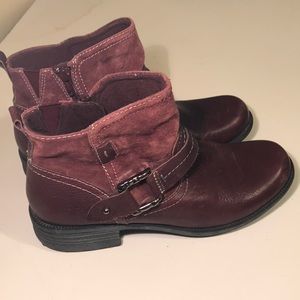 GENTLY USED EARTH ORIGINS Booties Sz 10